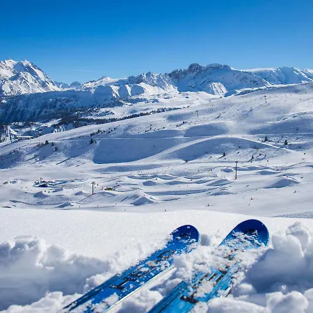 A La Tania - 4 Personnes, 25m², Balcon, Au Pied Des Pistes - Fr-1-182a-26 Courchevel