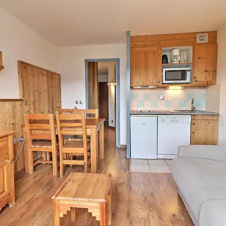Apartment A La Tania - 4 Personnes, 25m², Balcon, Au Pied Des Pistes - Fr-1-182a-26 Courchevel